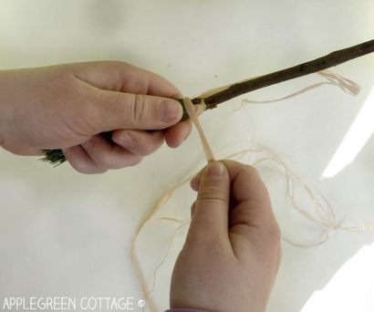 DIY Natur Pinsel für Kinder - Applegreen Cottage