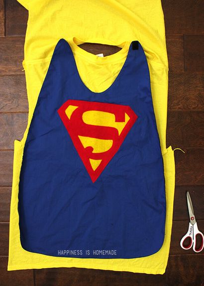 DIY personifizierte Superhero Cape aus einem T-Shirt - Glück ist hausgemachte