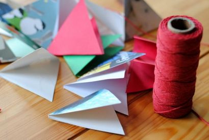 DIY Recycler les cartes de Noël Les l'année dernière dans une guirlande colorée Bunting, Inhabitat - Green Design,