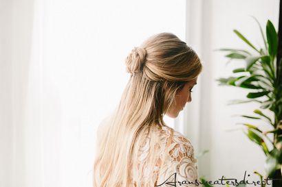 DIY Rose Chignon Tutorial - Chandails Aran Direct