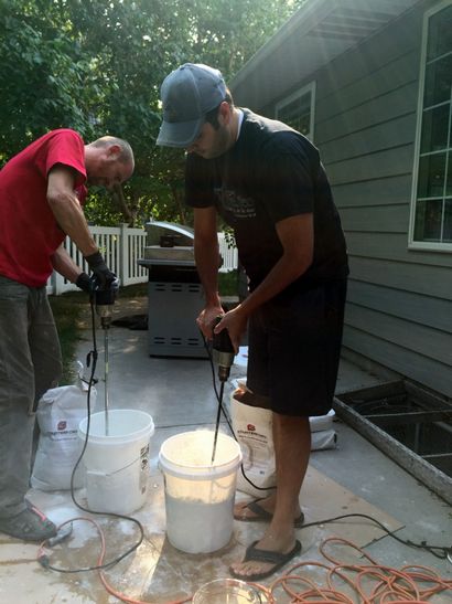 Countertops en béton blanc bricolage - Chris Loves Julia