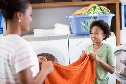 Laver le linge facile et rapide, OMO Afrique du Sud (rapide) Laver le linge facile et rapide, OMO Afrique du Sud