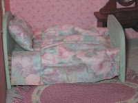 Maison de poupée de décoration Faites votre propre lit en bois Dollhouse! (Décoration) Maison de poupée de décoration Faites votre propre lit en bois Dollhouse!
