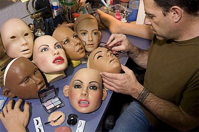Puppenherstellung Hinter den Kulissen von Herstellung Silikon-Puppen