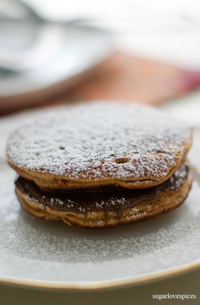 Dorayaki mit Nuss-Nougat-Aufstrich