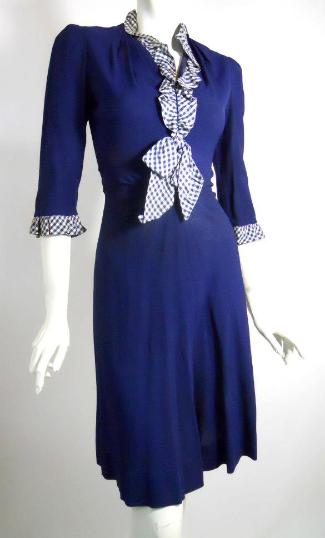 Dorothea Closet Vintage 30 de robes (placard) Closet Vintage 30 s Robes de Dorothea