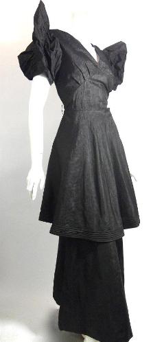 Closet Dorothea Vintage 30 s Robes (images de taille buste) Closet Vintage 30 s Robes de Dorothea