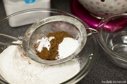 Petits gâteaux au chocolat double avec Caramel au beurre salé, la petite cuisine