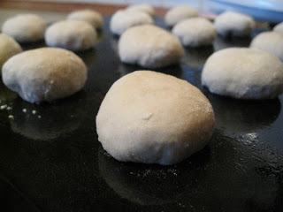 Boules de pâte, pain maison, Recettes