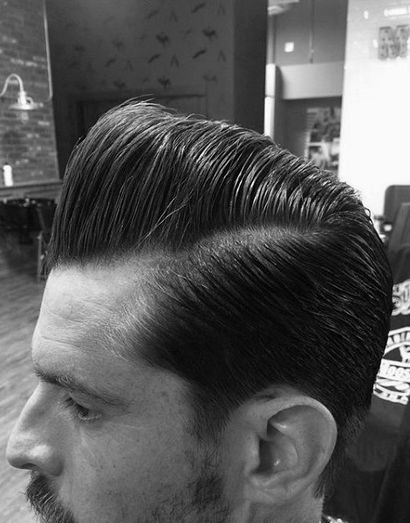 Ducktail Haircut pour les hommes - 30 Ducks Ass Coiffures