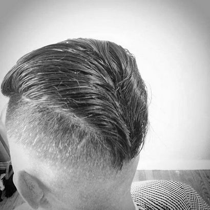 Ducktail Haircut pour les hommes - 30 Ducks Ass Coiffures