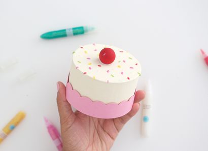 Facile papier mâché bricolage gâteau boîte - Damas amour