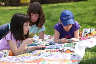 Maison facile Conseil Tressage - une façon amusante pour les enfants d'apprendre à Braid - Happy Hooligans