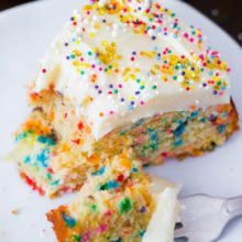 Facile maison Funfetti gâteau - Sallys cuisson Addiction