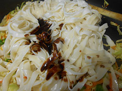 Facile Lo Recette Mein (Vegan) - La guérison de tomate (végétalien) Facile Lo Recette Mein (Vegan) - La guérison de tomate