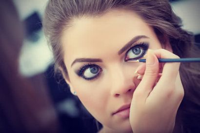 Einfache Tipps und Tricks für den perfekten Cat Eye Make Up
