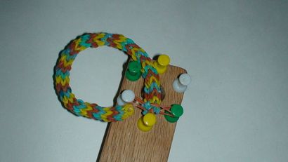 Facile à faire Élastique Loom et bracelet 9 étapes (avec photos)