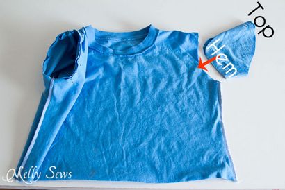 Facile T-shirt robe Tutorial - Melly Coud