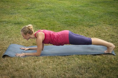 Embrassez Pincha Mayurasana (Stand Forearm) - Blog Chi