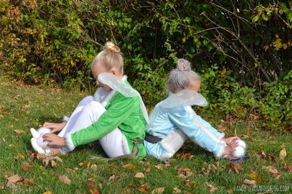 Famille Ever After costumes faits maison Tinkerbell et Pervenche