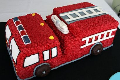 Fire Truck Cake - Feuer Cupcakes, Heather Antrieb