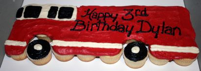 Fire Truck Cupcake Cake - Dekorieren Kuchen