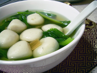 Soupe de poisson Ball légumes, délicieux Asian Food