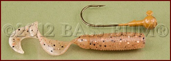 Pêche Larves sur Jigheads, à pêcher pour basse avec un Grub plastique (pêche) Pêche Larves sur Jigheads, à pêcher pour basse avec un Grub plastique