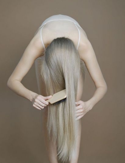 Cheveux plat 20 façons de donner plus beaux cheveux du corps