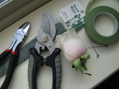 Floralshowers, Comment faire un Boutonnière Rose