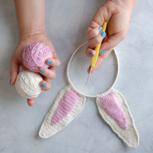 Crochet gratuit oreilles de lapin pour Pâques Motif - Crochet Coach