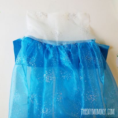 Patron gratuit et tutoriel pour une robe inspirée Frozen Elsa Costume, le bricolage maman