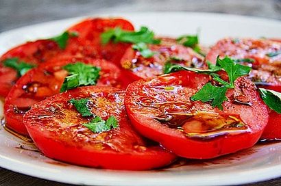 Frische Tomaten mit Balsamico-Essig, The Messy Baker