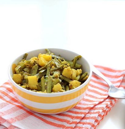 Gawar Aloo Sabzi (Cluster Bohnen Kartoffel-Curry), Gawar Batata