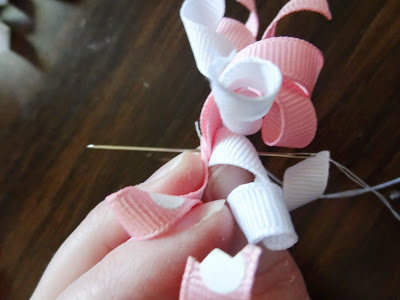 Obtenez vos conneries ensemble Mini Korker Bows Tutorial