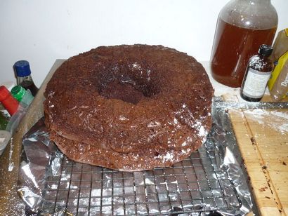 Géant Donut gâteau (ou comment faire votre propre gâteau Moisissures) 6 étapes (avec photos)