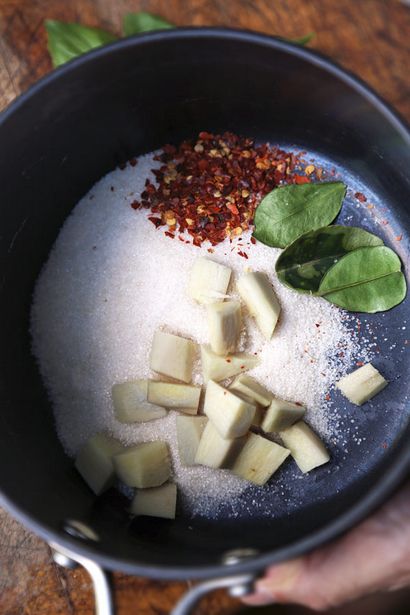 Ingwer Soda mit Lime Leaf und Chili - Pickled Plum Essen und Getränke