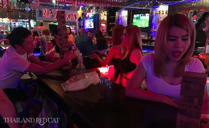 Bars Girly et filles Bar à Pattaya, Thaïlande Redcat