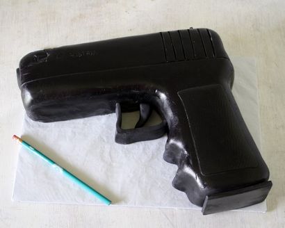 Glock Gun Cake - Rose Bakes