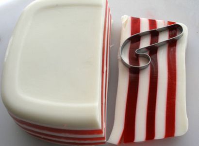 Bons cocktails - Noël Candy Cane Jello Shots recette (jeu de tir à la gelée de canne à sucre) Bons cocktails - Noël Candy Cane Jello Shots Recette