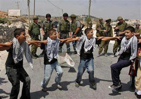 Vert Olive Tours Blog - Palestine - Israël Dance the Dabke! (Comment faire dabke palestinian) Vert Olive Tours Blog - Palestine - Israël Dance the Dabke!
