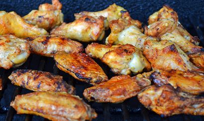 Ailes de poulet grillé avec sauce assaisonné Buffalo - Once Upon un chef