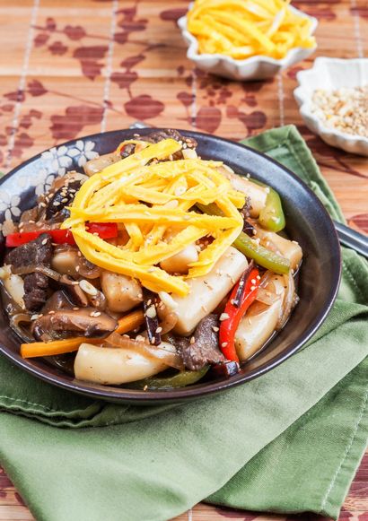 Gungjung Tteokbokki (coréen royale Sauté gâteaux de riz)