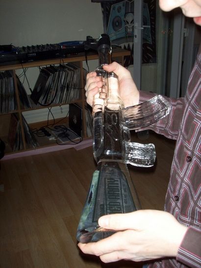 Pistole geformt Wodka-Flaschen