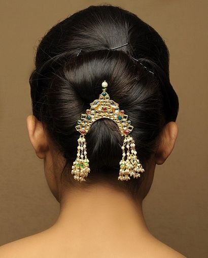 Coupes de cheveux pour le mariage indien - 20 coiffures de mariée Showy (comment faire des coiffures en hindi) Coupes de cheveux pour le mariage indien - 20 coiffures de mariée Showy