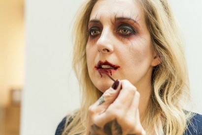 Halloween maquillage Tutoriel Zombie - Honnêtement Jamie