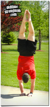 Hand Balancing für Muskelentwicklung von Bill Hinbern, Oldtime Strongman