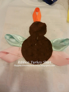 Maman heureuse sur le Blog Turquie Ruban shirt Tutorial (Turquie) Maman heureuse sur le Blog Turquie Ruban shirt Tutoriel