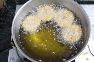 Viel Spaß beim Kochen KADALAI MAAVU Mullu Murukku