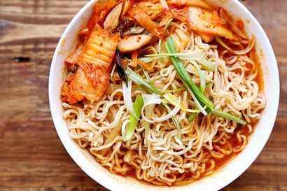 Santé maison Kimchi Ramen - Pâtes alimentaires, Recettes - Nourriture divine santé